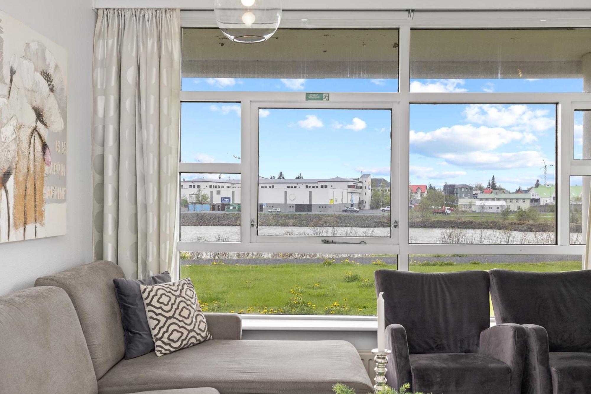 River Apartments Selfoss Exteriör bild